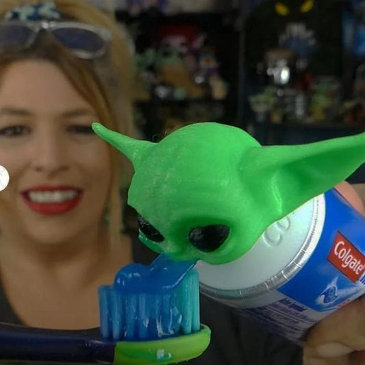 Star Wars Yoda Toothpaste Squeezer – Fun &amp; Functional Bathroom Accessory